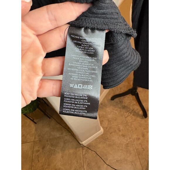 Urban Outfitters Kimchi Blue Gianna Off-The-Shoulder Lace-Inset Top L 6-10 NEW - Picture 6 of 7